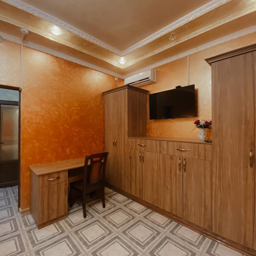 Galeon Hotel Bishkek Luaran gambar